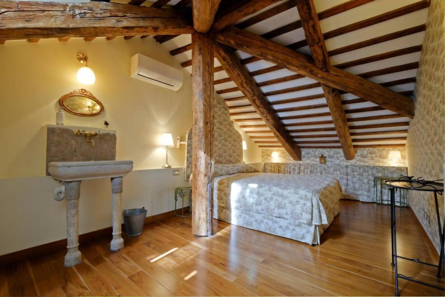 Campanile Alla Canonica Design House Venice Exterior photo